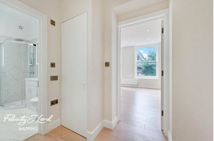 1 Bedroom Apartment To Rent In Commercial Road, London, E1