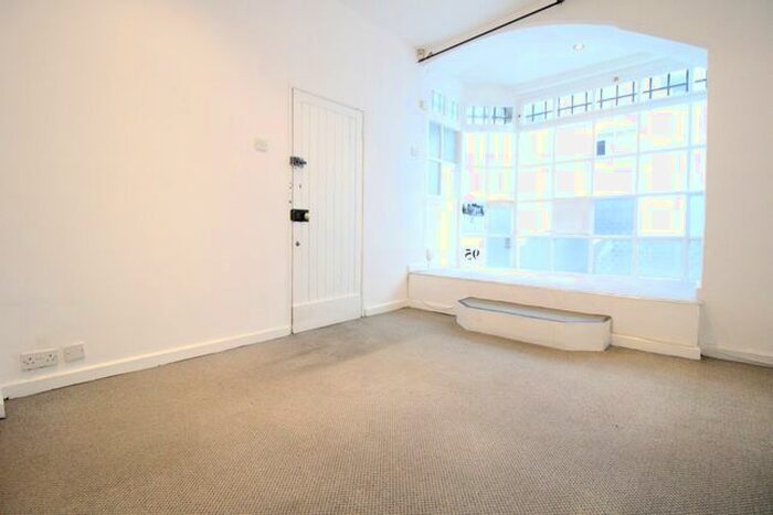 Studio To Rent In Worship Street, London, EC2A