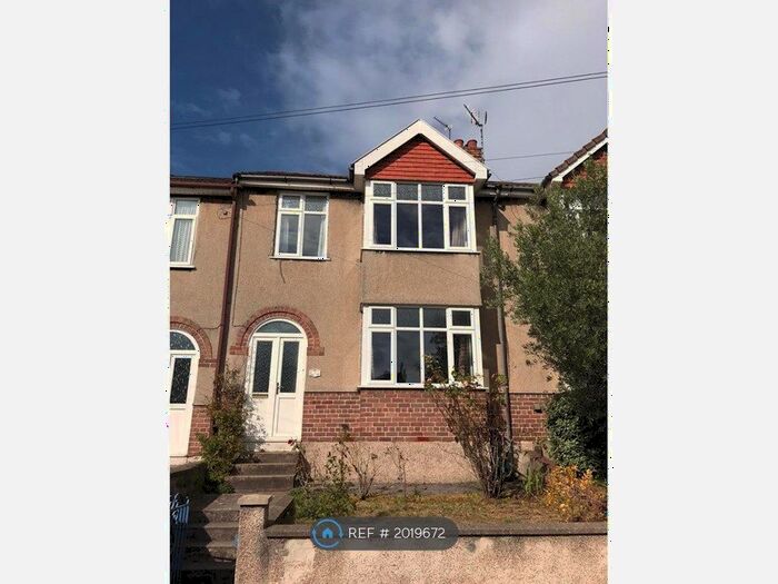 3 Bedroom Terraced House To Rent In Heyford Avenue, Bristol, BS5