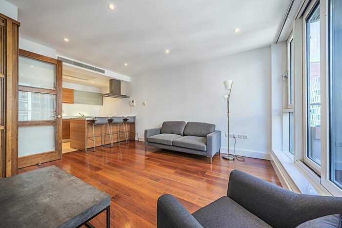 2 Bedroom Flat To Rent In Praed Street, London, W2