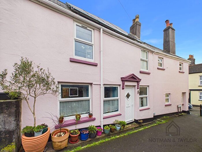 2 Bedroom Terraced House For Sale In New Street, Millbrook, PL10