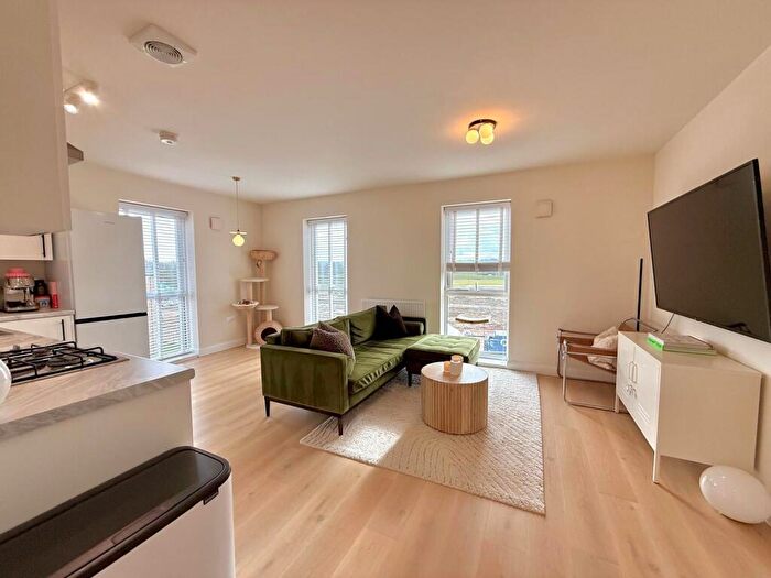 1 Bedroom Apartment For Sale In Jenkins House, Beckett Strand, Swindon, SN1