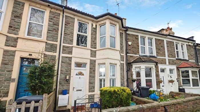 2 Bedroom Terraced House For Sale In Lawn Road, Bristol, BS16