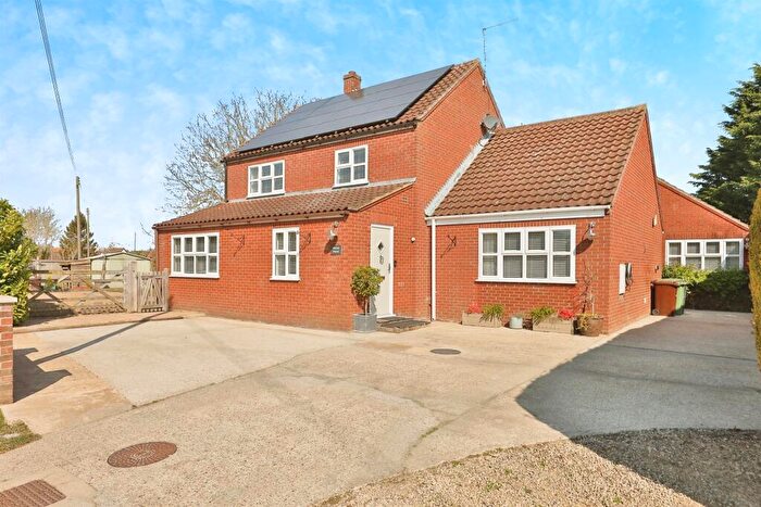 4 Bedroom Detached House For Sale In White Hart Street, Foulden, Thetford, IP26