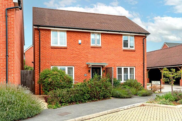 4 Bedroom Detached House For Sale In Hanson Drive, Oxford, OX2