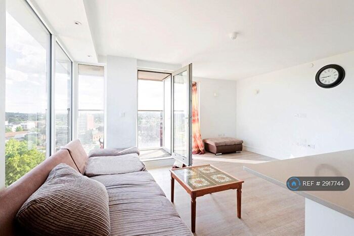 2 Bedroom Flat To Rent In Premier House, Edgware, HA8