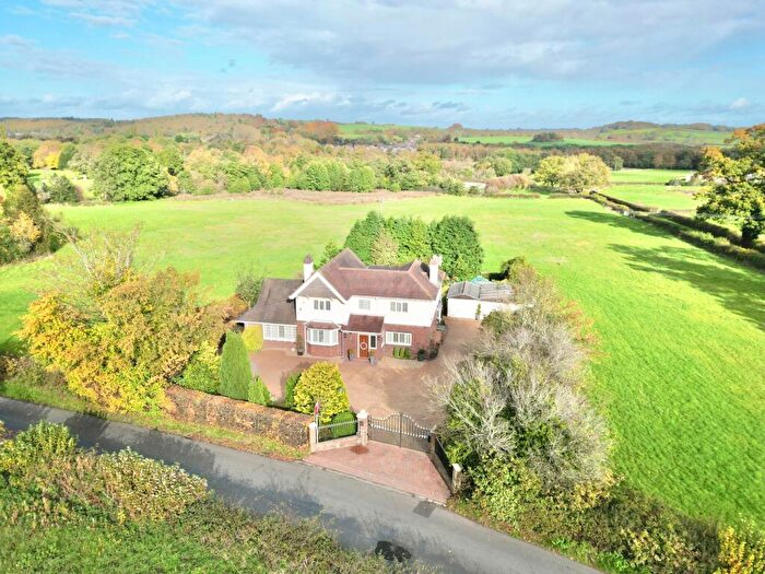 4 Bedroom Detached House For Sale In Sandy Lane, Baldwins Gate, ST5