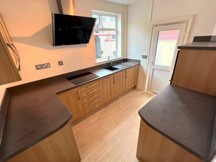 2 Bedroom Terraced House To Rent In Peacock Avenue, Salford, M6