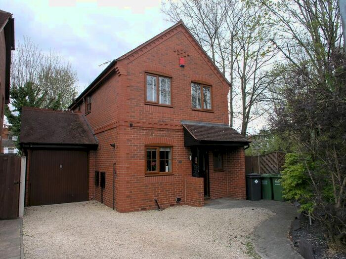 3 Bedroom Detached House To Rent In Claughton Court, Kidderminster, DY11