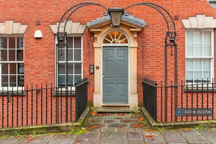 1 Bedroom Flat To Rent In Century Place, Bristol, BS2