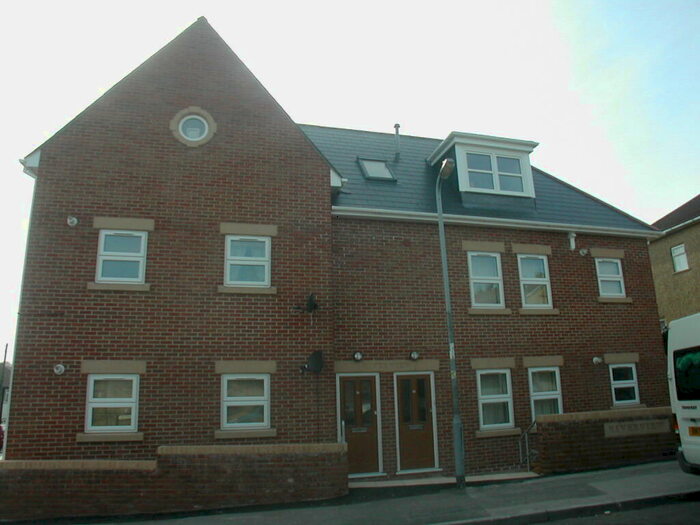1 Bedroom Flat To Rent In Riverview Spear Road, SO14