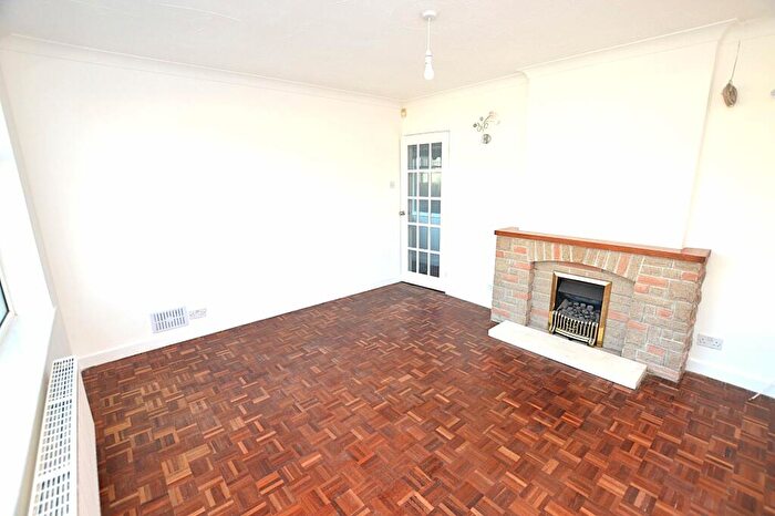 2 Bedroom Semi-Detached Bungalow For Sale In Dudley Road, Plympton, Plymouth, Devon, PL7