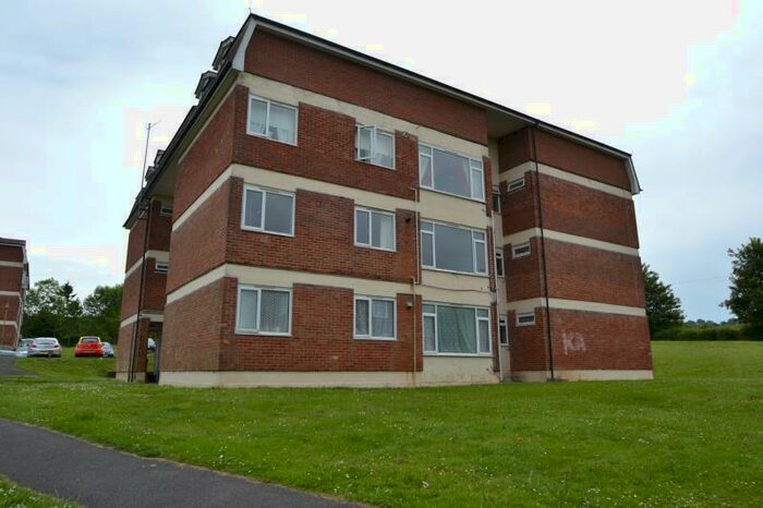 1 Bedroom Apartment To Rent In Warminster House, Wylye Road, Tidworth, SP9