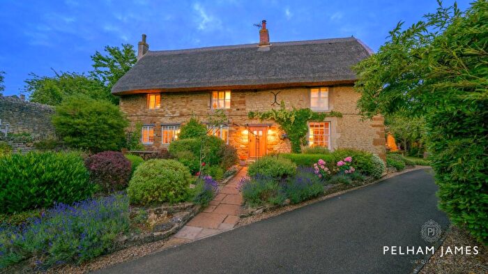 4 Bedroom Detached House For Sale In Station Road, Gretton, NN17