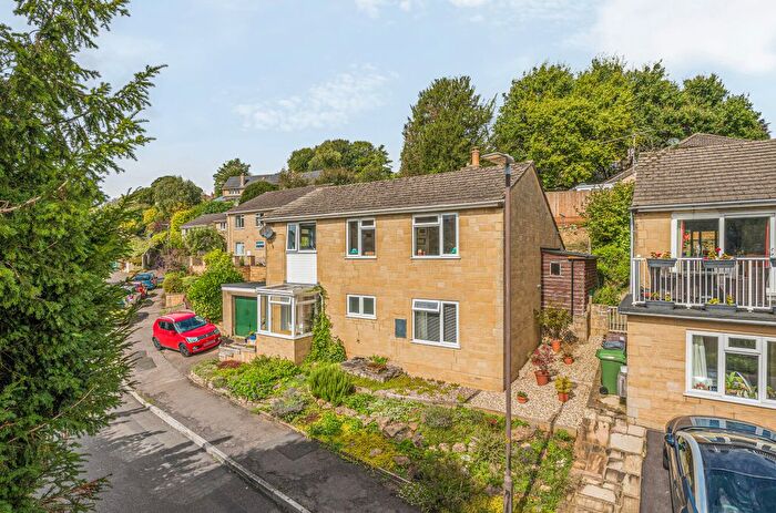 4 Bedroom Detached House For Sale In Chestnut Close, Nailsworth, GL6
