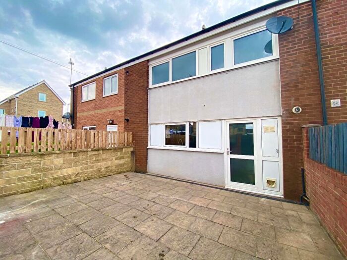 3 Bedroom Terraced House To Rent In Fall Spring Gardens, Holywell Green, Halifax, HX4