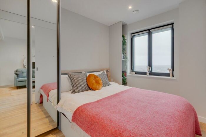 1 Bedroom Apartment To Rent In Enclave Croydon, College Road, Croydon, CR0