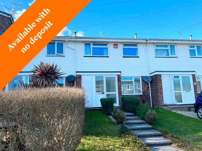 3 Bedroom Terraced House To Rent In Porteous Crescent, Chandler's Ford, SO53