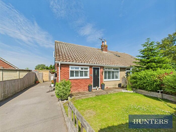 3 Bedroom Semi-Detached Bungalow For Sale In Hollycroft, Barmston, Driffield, YO25