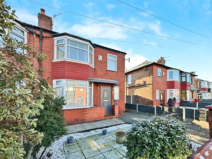 3 Bedroom Semi-Detached House To Rent In Oakland Avenue, Salford, Greater Manchester, M6