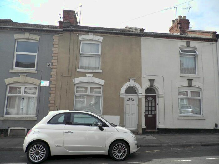 2 Bedroom Terraced House To Rent In Alcombe Road, Northampton, NN1