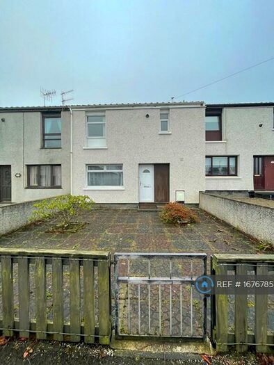 3 Bedroom Terraced House To Rent In School Road, Peterhead, AB42