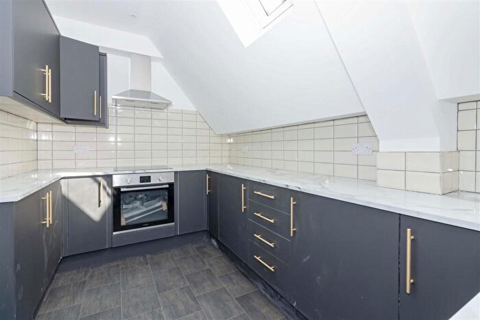 1 Bedroom Flat To Rent In Prospect Place, Worthing, BN11