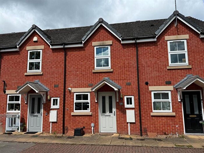 2 Bedroom Terraced House For Sale In Snitterfield Drive, Shirley, Solihull, B90