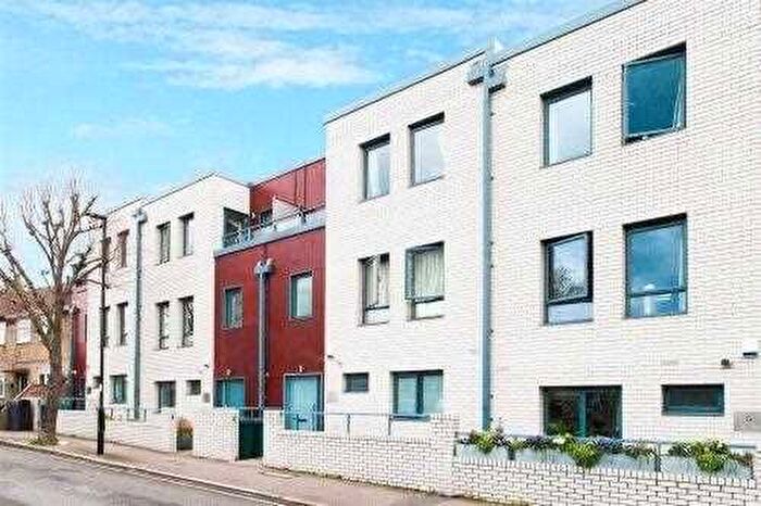 4 Bedroom Terraced House To Rent In Yale Terrace, Mitford Road, London, N19