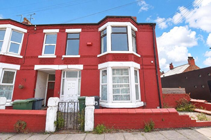 4 Bedroom End Of Terrace House For Sale In Trafalgar Road, Wallasey, Merseyside, CH44