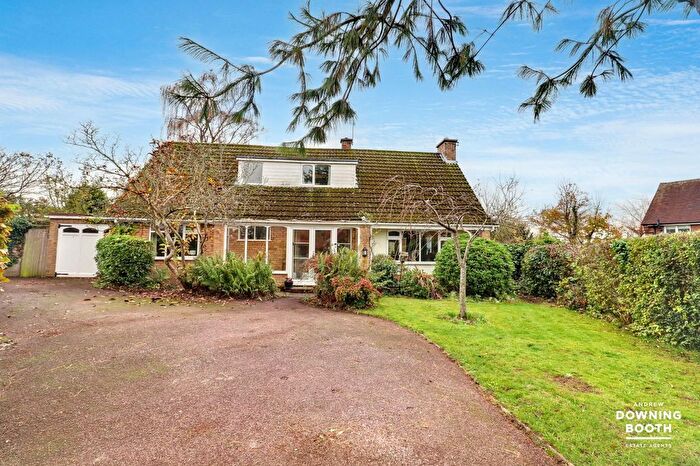 4 Bedroom Detached House For Sale In Charnwood Close, Lichfield, WS13