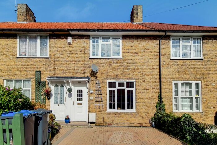 2 Bedroom Terraced House To Rent In Leominster Road, Morden, SM4