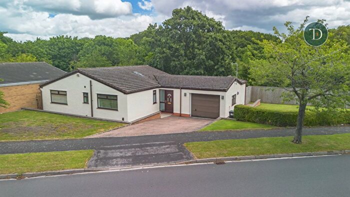 3 Bedroom Bungalow For Sale In Fairways Drive, Little Sutton, CH66