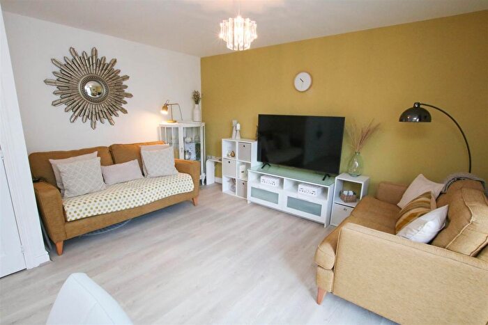 2 Bedroom End Terrace House For Sale In Aidans Close, Doncaster, DN2