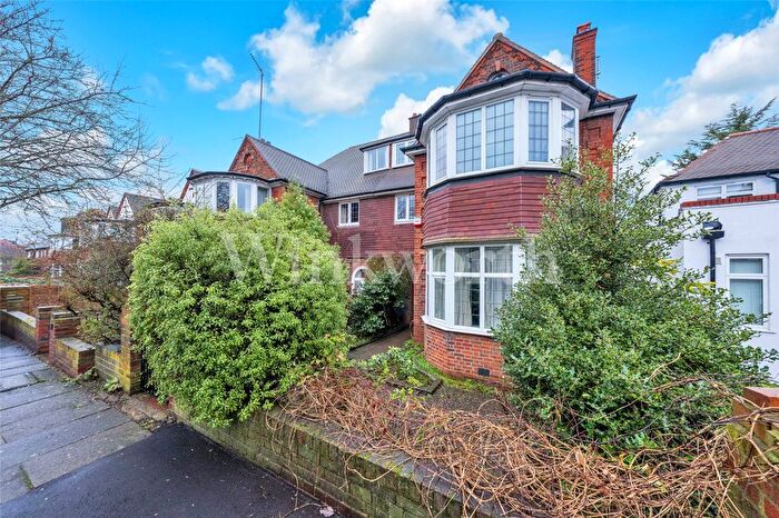 5 Bedroom Semi Detached House For Sale In The Park, London, NW11