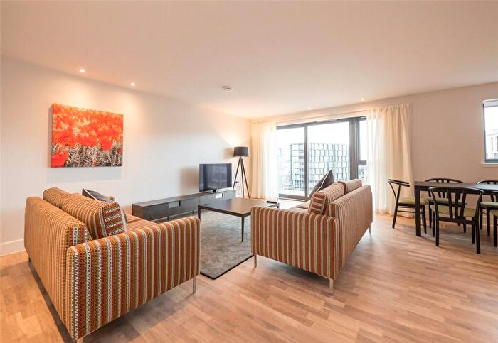 2 Bedroom Flat To Rent In Horne Terrace, Edinburgh, EH11