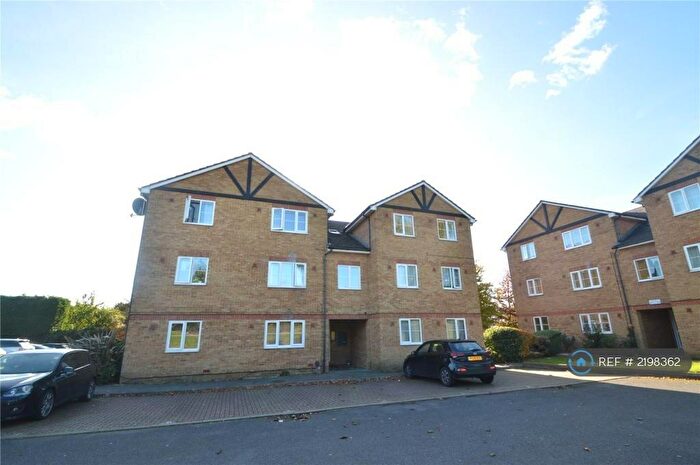 1 Bedroom Flat To Rent In Maplin Park, Slough, SL3