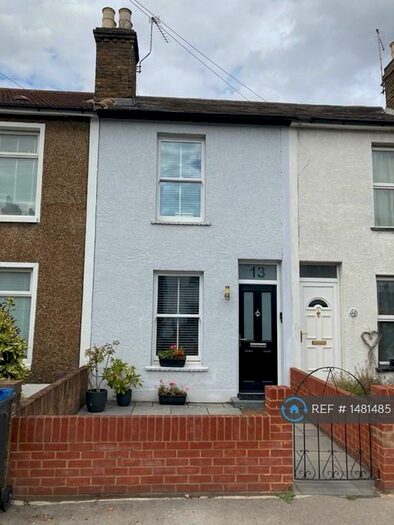 2 Bedroom Terraced House To Rent In Upland Road, South Croydon, CR2