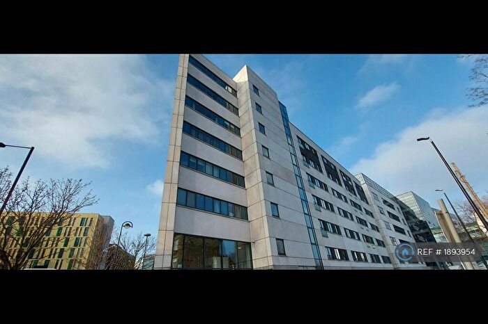 2 Bedroom Flat To Rent In Citygate, Newcastle Upon Tyne, NE1