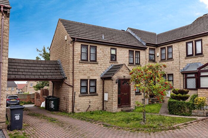 2 Bedroom Semi-Detached House For Sale In Fieldhurst Court, Bierley, Bradford, BD4