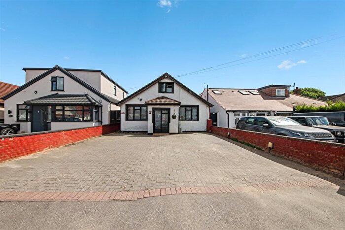4 Bedroom Bungalow For Sale In Pield Heath Avenue, Uxbridge, UB8