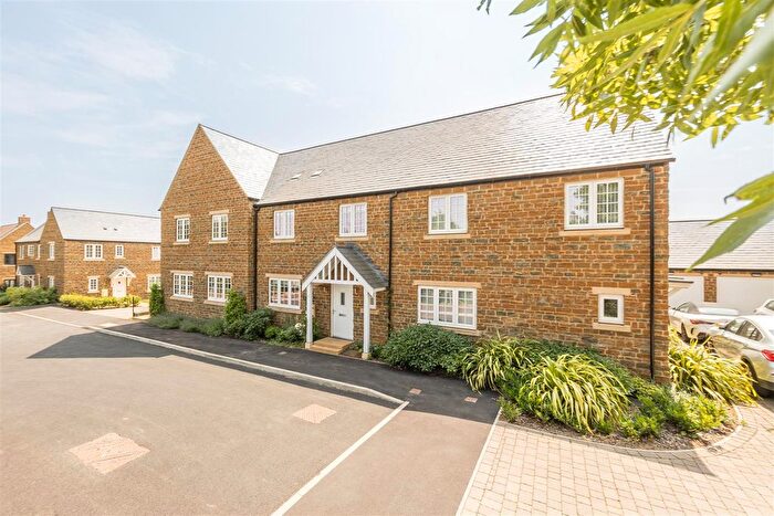 3 Bedroom Terraced House For Sale In Fardon Way, Deddington, OX15