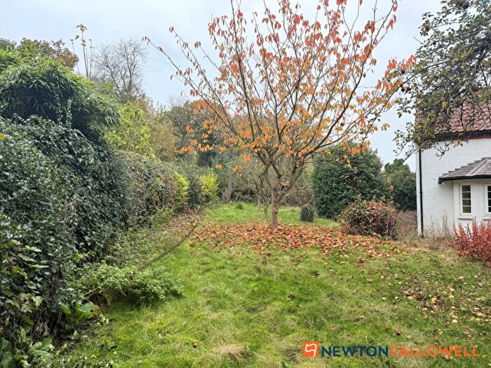2 Bedroom Detached House For Sale In The Drive, Winthorpe, NG24