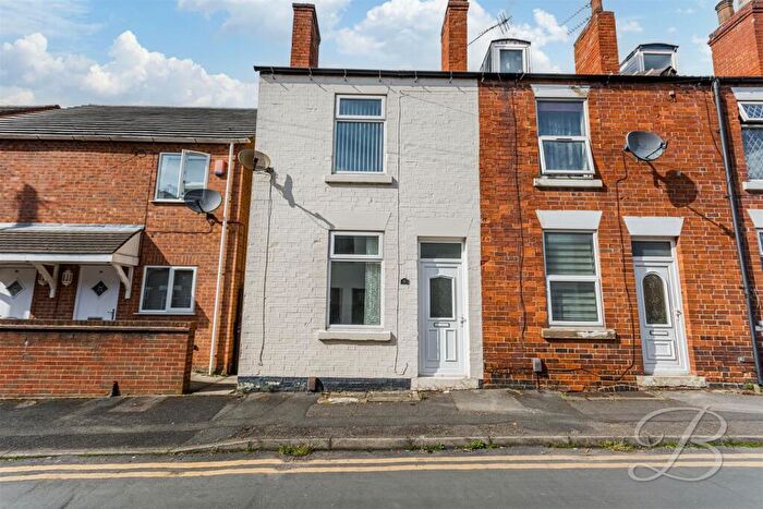 3 Bedroom End Of Terrace House To Rent In Manvers Street, Worksop, S80