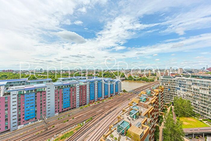 Studio To Rent In Circus Road Wes, London, SW11