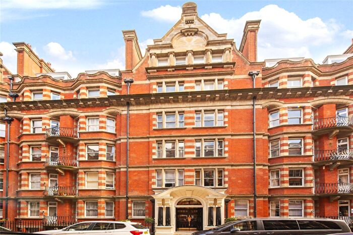 2 Bedroom Flat For Sale In Glentworth Street, London, NW1