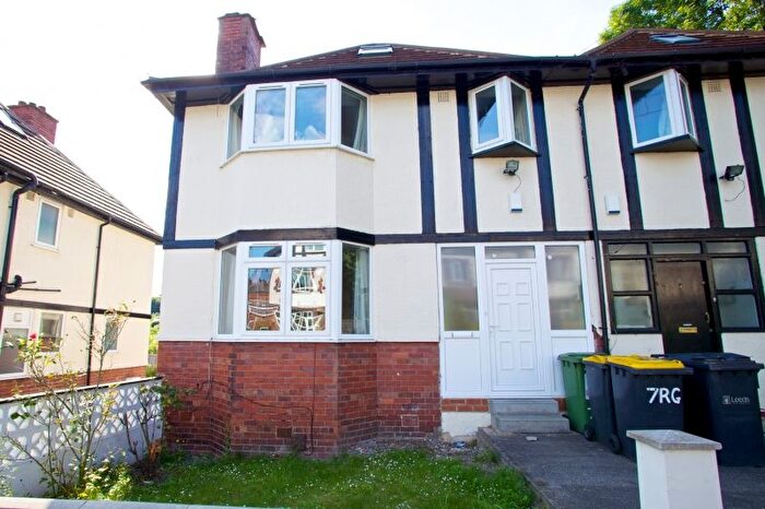 5 Bedroom Semi-Detached House To Rent In Rokeby Gardens, Headingley, Leeds, LS6