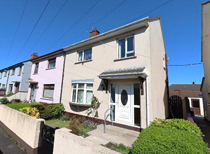 3 Bedroom Semi-Detached House For Sale In Bignian Avenue, Kilkeel, BT34