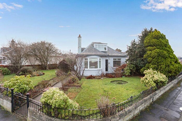 3 Bedroom Detached Bungalow For Sale In Craigentinny Grove, Craigentinny, Edinburgh, EH7