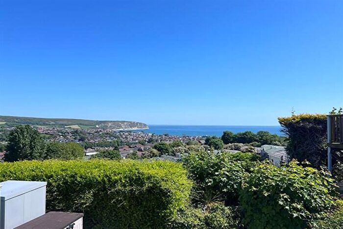 2 Bedroom Mobile/park Home For Sale In Panorama Road, Swanage, BH19